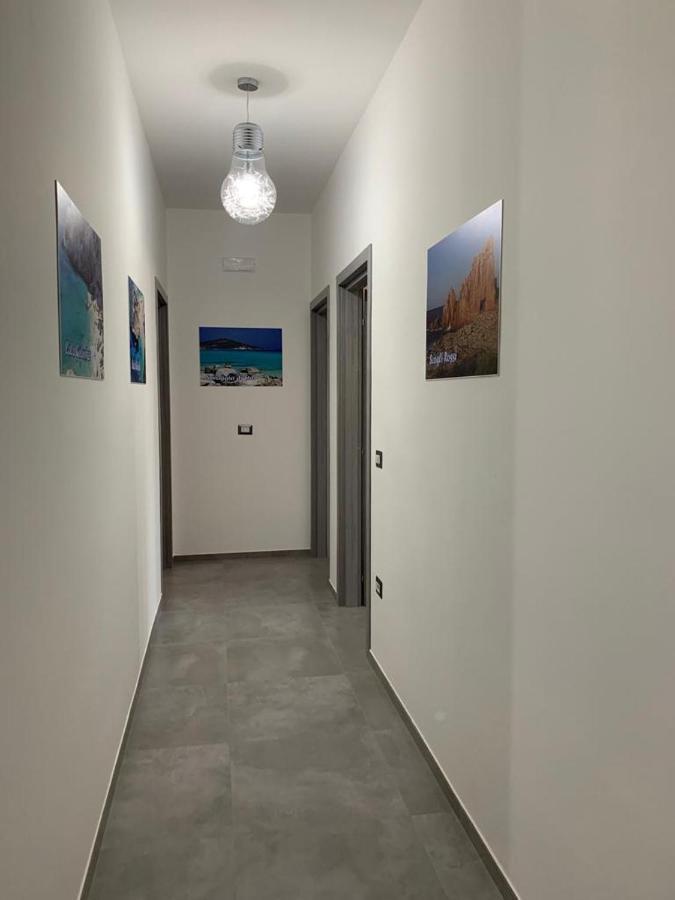 B&B Centrale Тортолі Екстер'єр фото